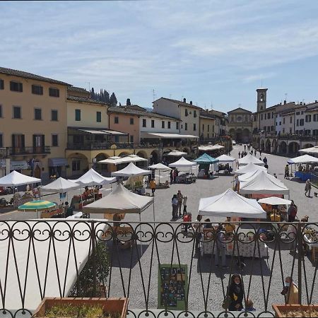 Casa Remo - Dolce Soggiorno Nella Piazza Di Greve Greve in Chianti Buitenkant foto